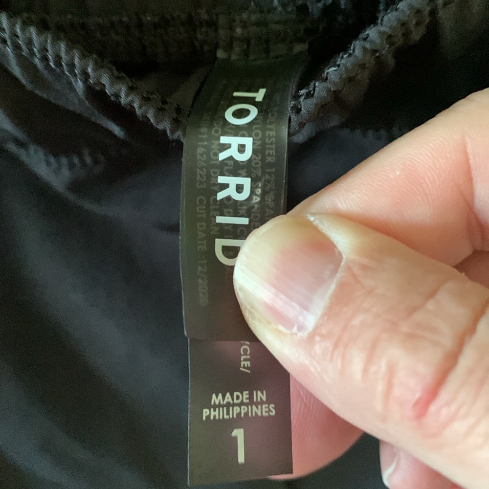 torrid sz 1X athletic shorts euc - Picture 3 of 5